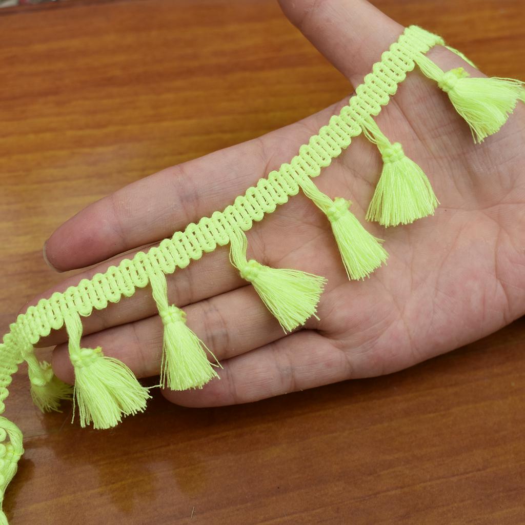 10 yardová krajka se střapcem, šířka 3 cm šicí třásně střapec lemování krajka šňůrka pletená flitr kamínková stuha