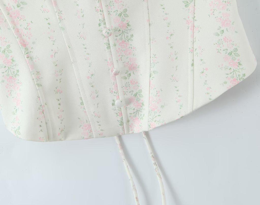 Traje Francés Dulce Floral 2026: Camisola con cordones y Falda de cintura alta
