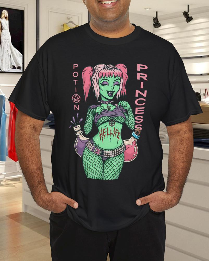 

Teal Graphic Tee with Potion Princess Design T-Shirt L