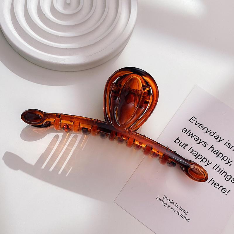 Stylish French Vintage Extra Large Hair Claw Clip For Women In Versatile Colors