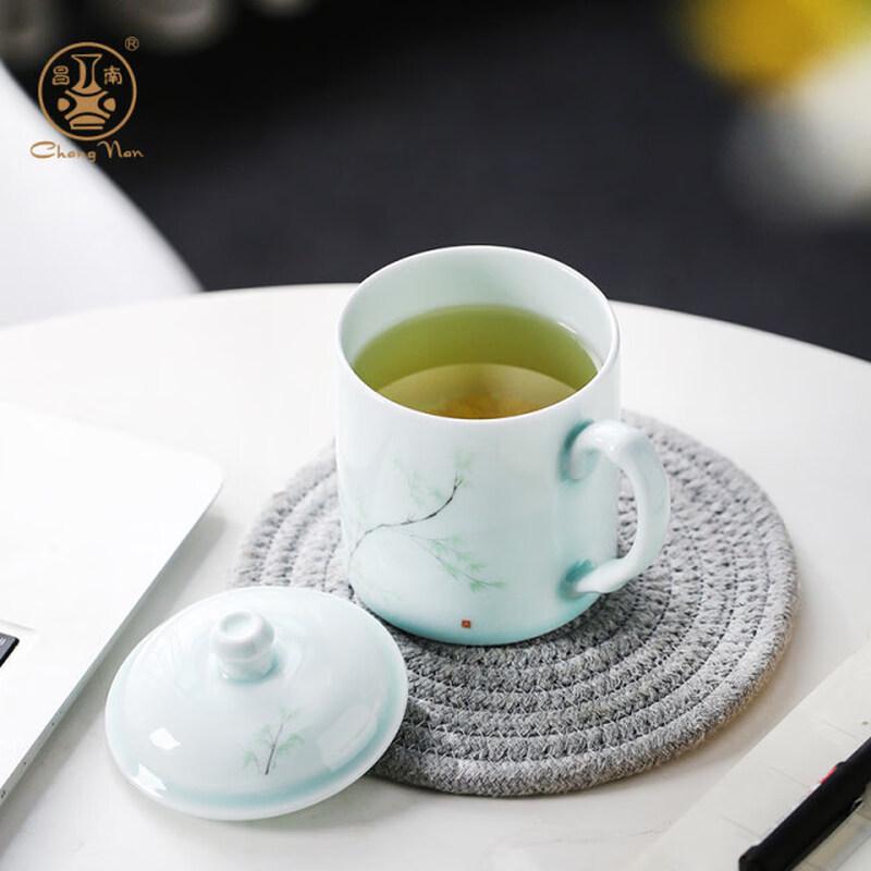 Jingdezhen Ceramic Office Mug with Lid and Handle