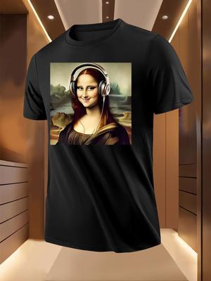 Funny Mona Lisa with Headphones Graphic Tshirt - Lightwei...