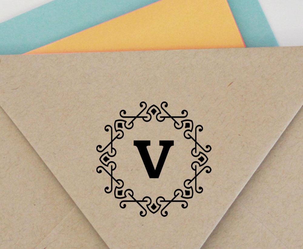 Printtoo Alphabet V Monogram Octagon Celtic Swirl Frame Self Inking Rubber Stamp Office