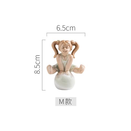 

European Ceramic Family Figure Sculpture Bookcase Living Room Decoration Cute Baby Crafts Decoration Figurines Christmas Present