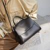 Women's Durable Genuine Cowhide Leather Shoulder Bag Luxury Designer Handbag Retro Large Capacity Commute Bag