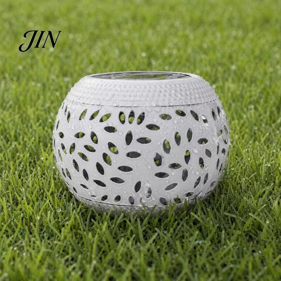 Durable Outdoor Lighting Garden Solar Light, Waterproof Metal Lamp, Leaf Pattern Lawn Light Lantern for Terrace Yard Deck Porch Table Decor Decorative