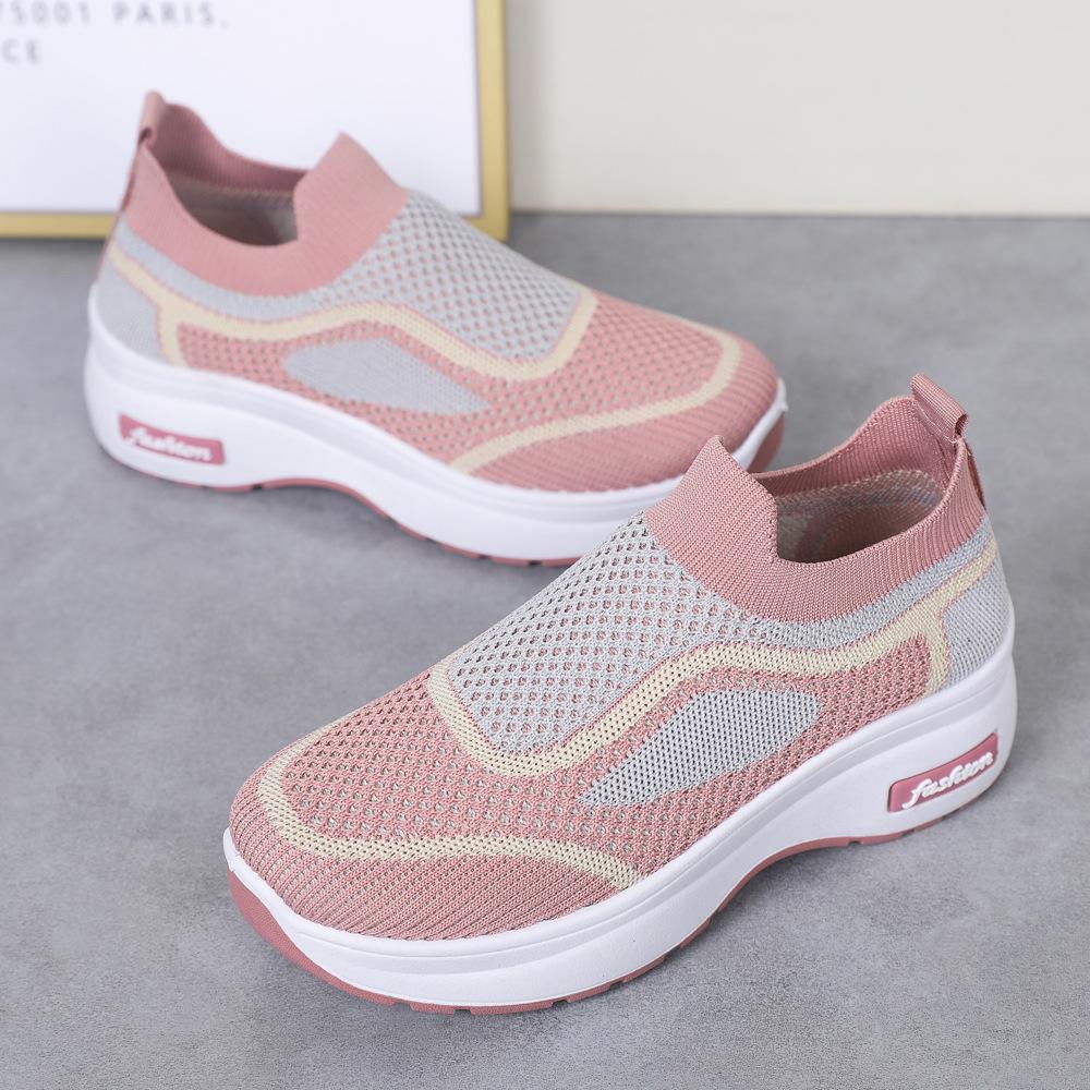 

24-Year-old new mesh breathable casual shoes heightened thick-soled non-slip and wear-resistant elderly walking shoes one-pedal mother shoes 36