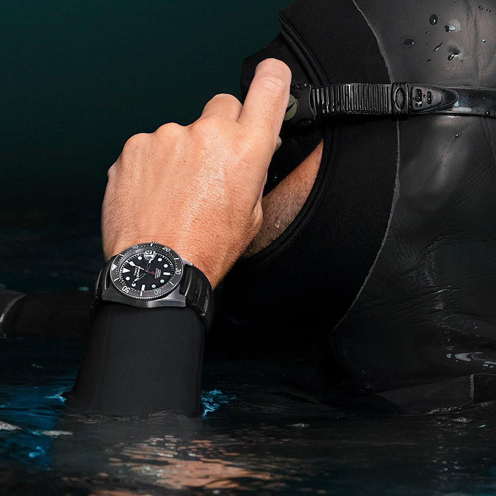 TIMEX Deepwater Reef200 Titanium Automatic Diver's Watch 41mm TW2W73800