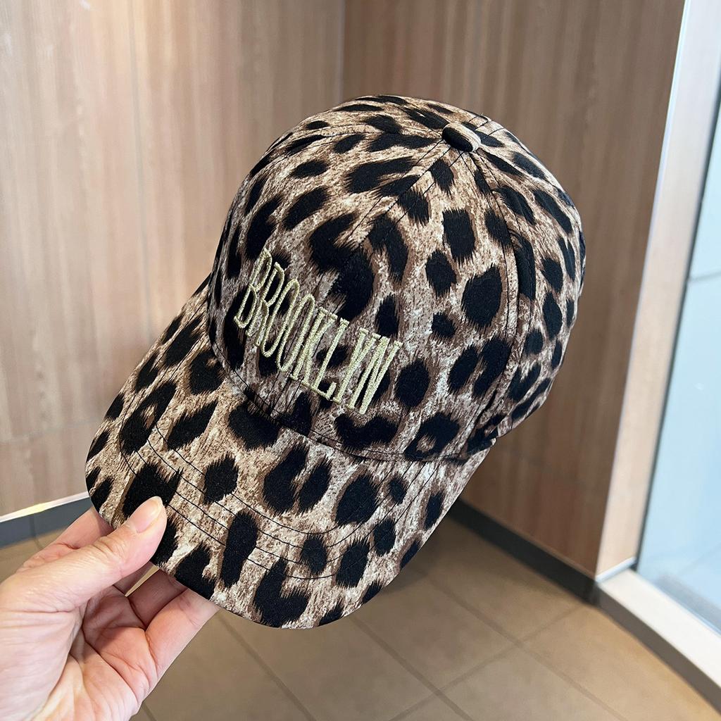 Men'S And Women'S Fashion Leopard Print Spot Pattern Baseball Cap Retro Hip Hop Casual Sunscreen Cap