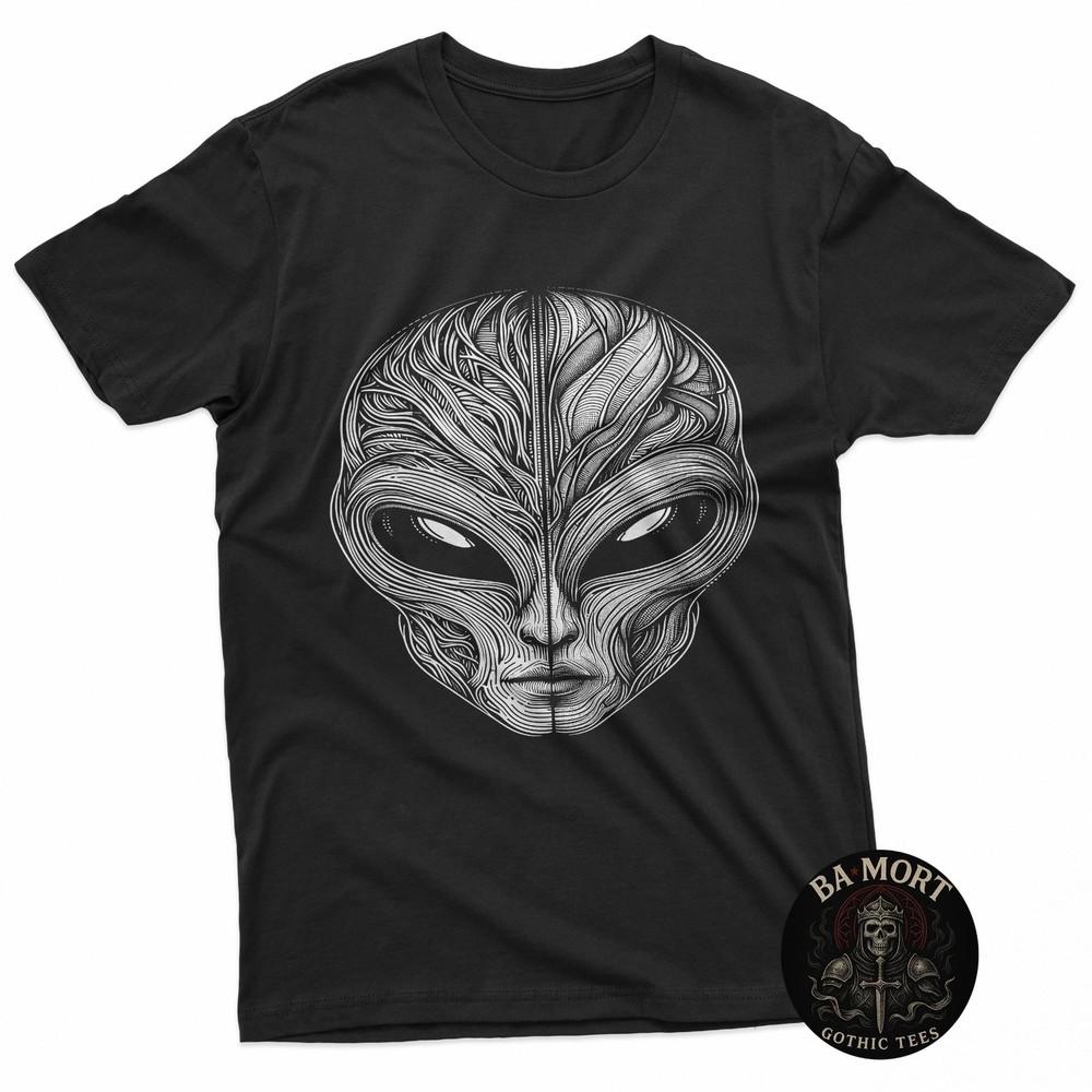 Alien Head SciFi Graphic Streetwear TShirt Unisex T-Shirt XXL