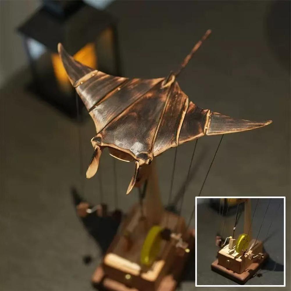 Animal Figurines Handmade Manta Ray Swimming Motion Figures Realistic Sculptures for Porch Indoor Shelf Office Holiday Birthday
