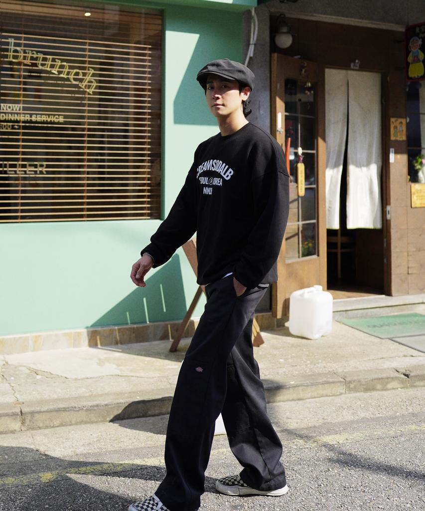 CREAM SODA LAB Lab Cr Nno1 Seoul Korea Acro Logo Sweatshirt Black