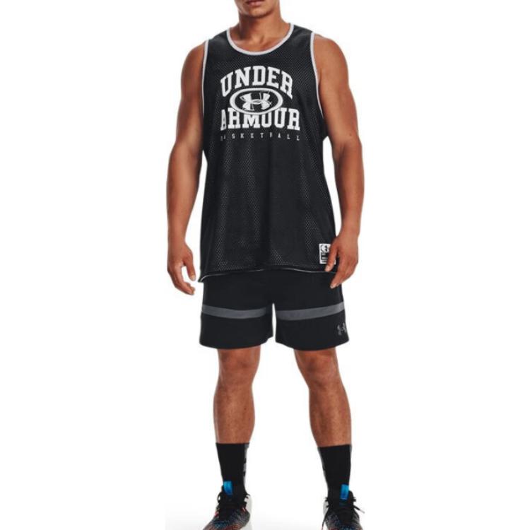 Under Armour Striped Trim Woven Basketball Shorts Men shorts Black 1377309-001