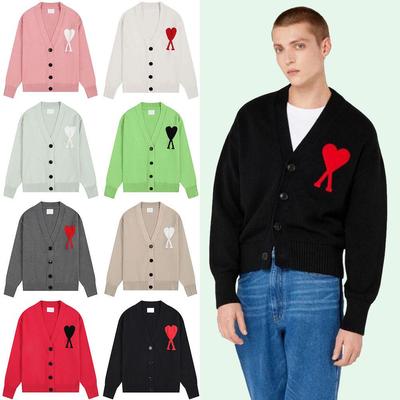 Cardigan en maille classique avec broderie cœur - Pull ample unisexe
