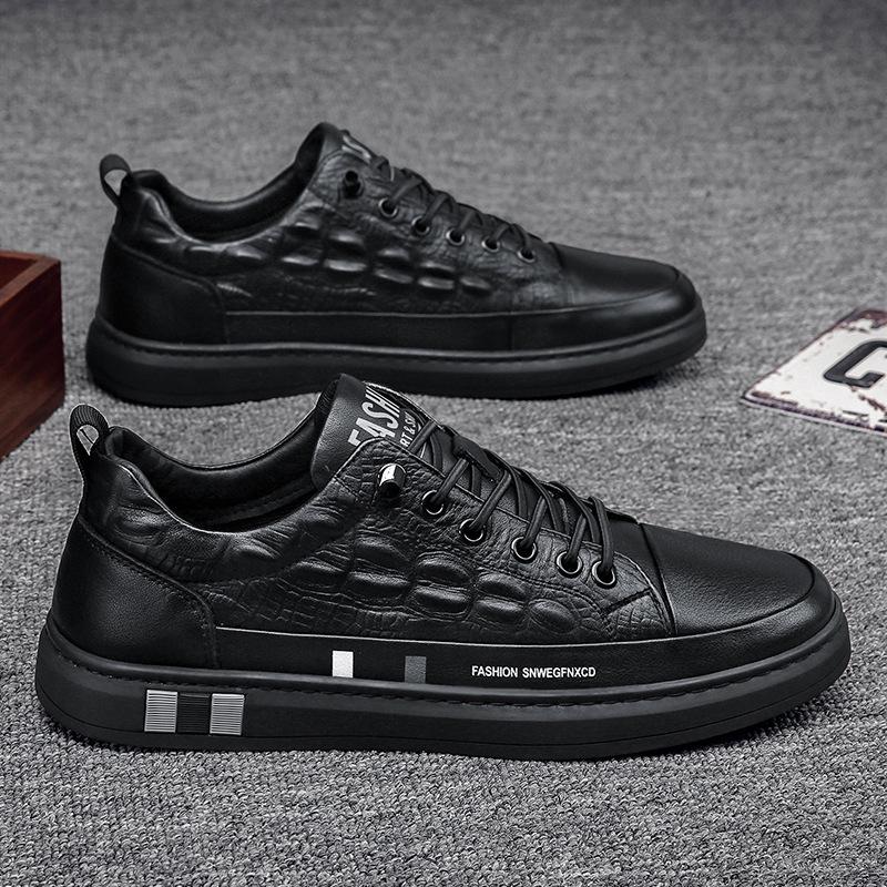 Summer New Comfortable Fashion Men's Shoes Fashion Trend Casual Board Shoes Autumn Tide Shoes Round Head White Shoes