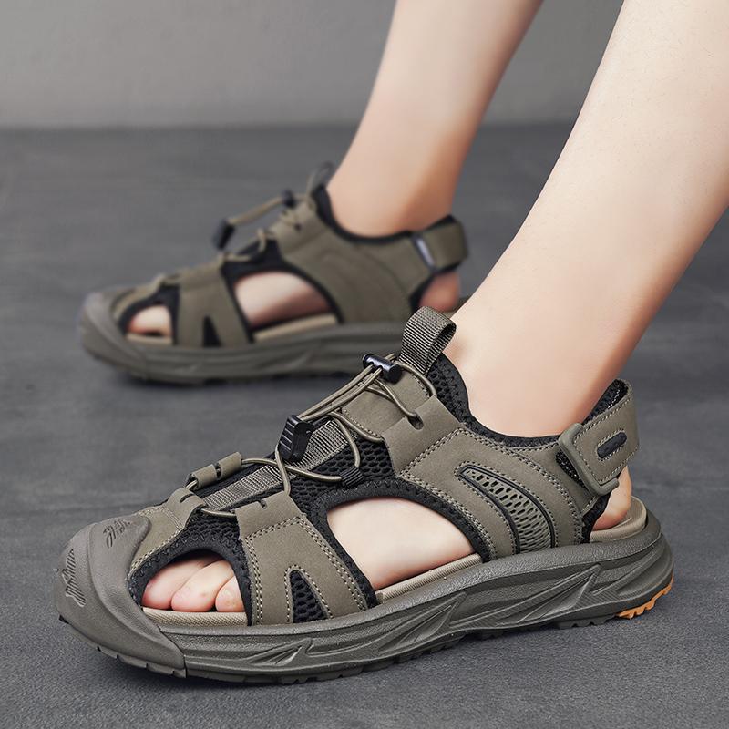 Fashion Summer Outdoor Sandals for Men Breathable Hiking Shoes Water Beach Mens Sandals Camping Climbing Aqua Sneaker