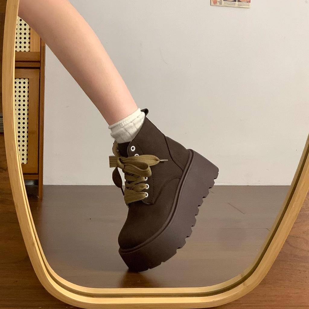 2025 New Spring and Summer Small Man Heightened Platform Martin Boots Women's British Style Retro Lace-up Short Boots
