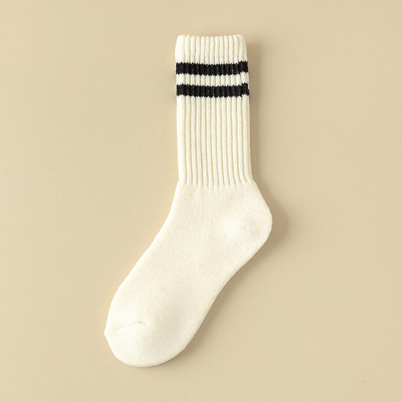 

Жіночі Осінньо-Зимові Теплі Плюшеві Плюс Товсті Вовняні Шкарпетки-Труби для Сну 1 pair