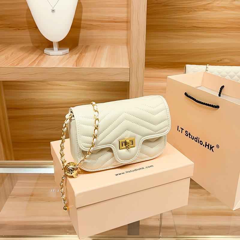 Маленькая квадратная сумка через плечо из натуральной кожи с золотым шариком и ромбовидной сеткой для женщин весной и летом, маленькая квадратная сумка через плечо на одно плечо, новая модная тенденция