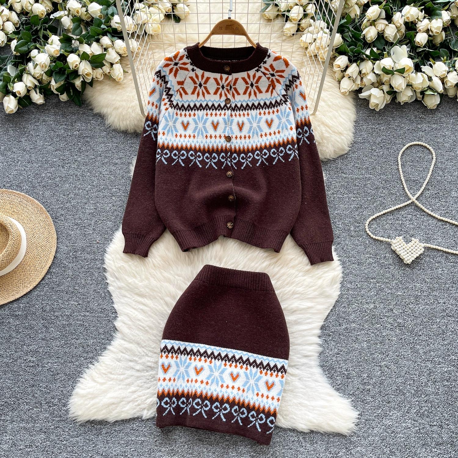 

Осень Зима Женский Винтажный Жаккардовый Вязаный Свитер Комплект из Двух Предметов Однобортные Кардиганы Топы и Мини Короткая Юбка-Футляр Костюм One Size темно-коричневого