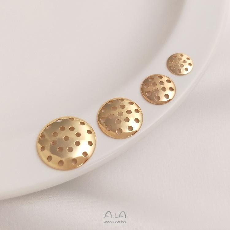 

Круглый сетчатый диск с сохранением цвета, заполненный золотом 14 карат, для изготовления украшений своими руками и головных уборов-брошей.