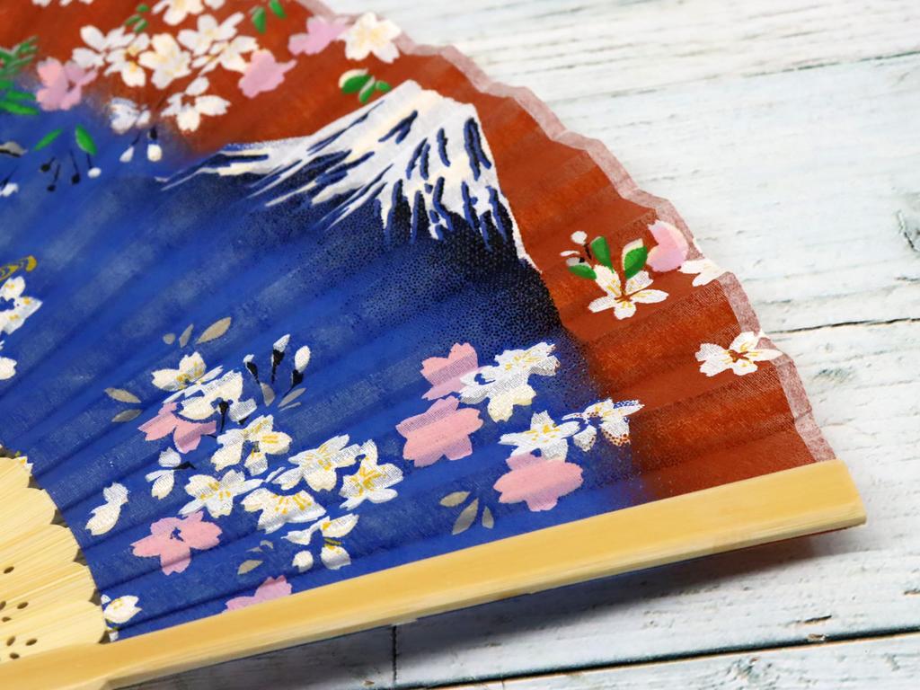 Japanese souvenir fan maiko