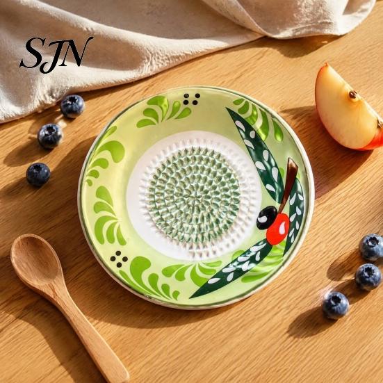 Ręczny Akcesorium Kuchenne do Tarcia Ceramiczna Tarcza do Tarcia Imbiru i Czosnku, Tarka z Ostrymi Zębami, Łatwe Niezbędne do Pasty do Czyszczenia Tarki Puree