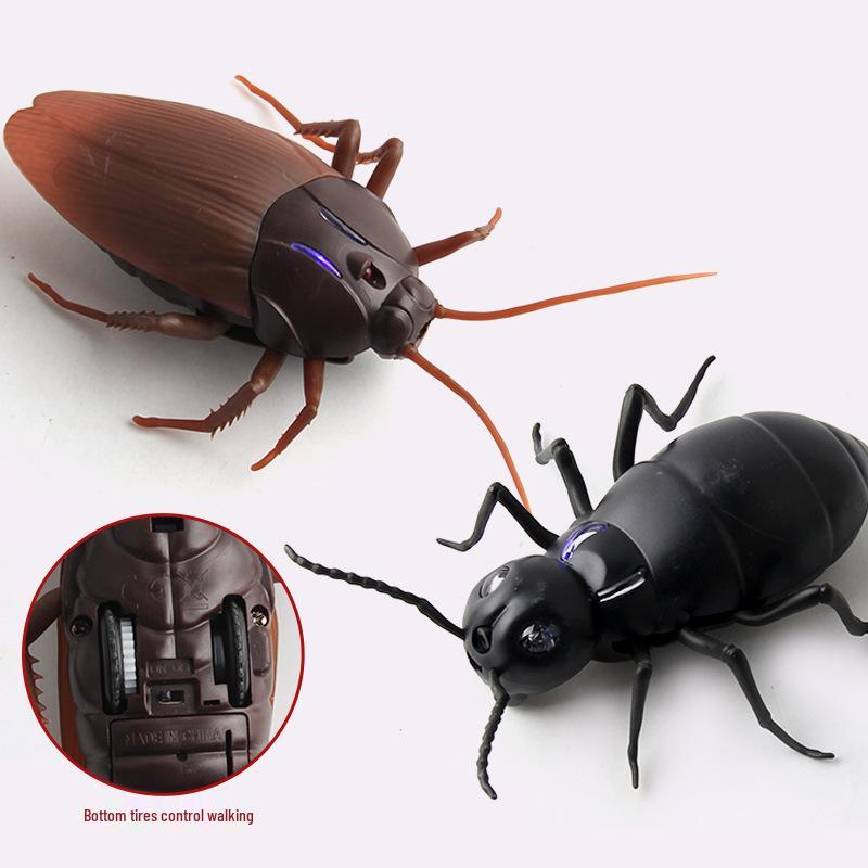 Children's Remote Control Insect Prank Toys - Cockroach, Spider, Ant Simulation Set