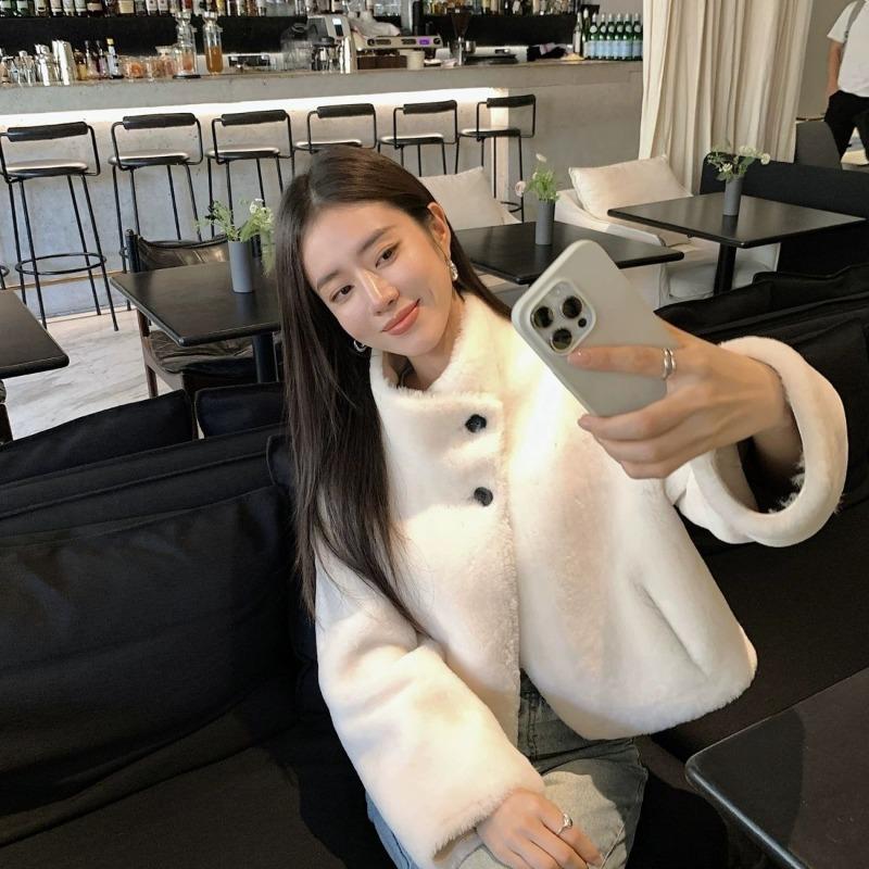 New Imitation Mink Fleece Fur Integrated Autumn and Winter Thickened Small Short Fur Fur Jacket Women's Clothing