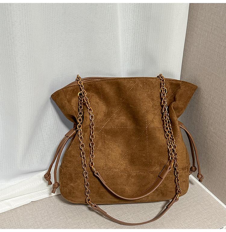 Fashion diamond lucky bag bucket bag new retro niche drawstring shoulder bag large capacity chain commuter tote bag