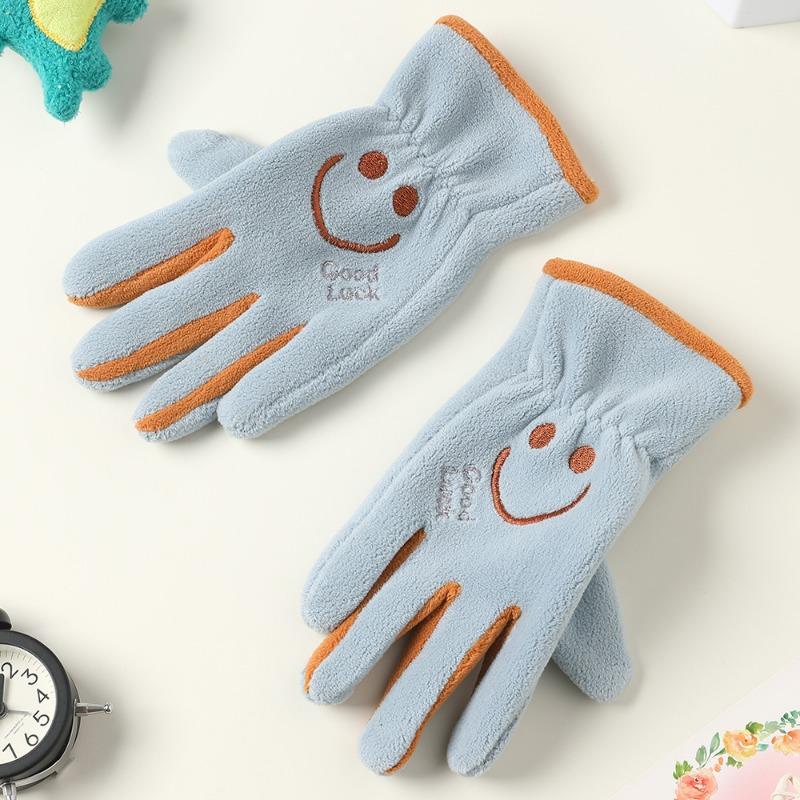 Children's men's and women's velvet autumn and winter Austrian velvet students riding skin-friendly outdoor warm and cold-proof cute cartoon gloves
