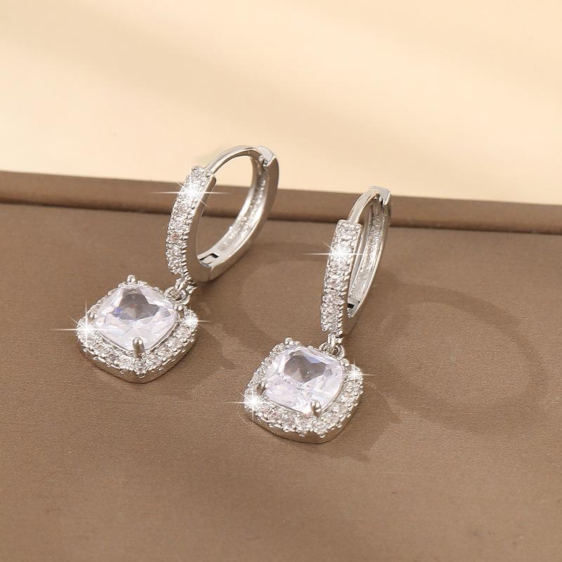 Luxury Square Micro Paved Zircon Earrings Women Elegant Versatile Commuter Hoops Fashionable Dangle Earrings Jewelry