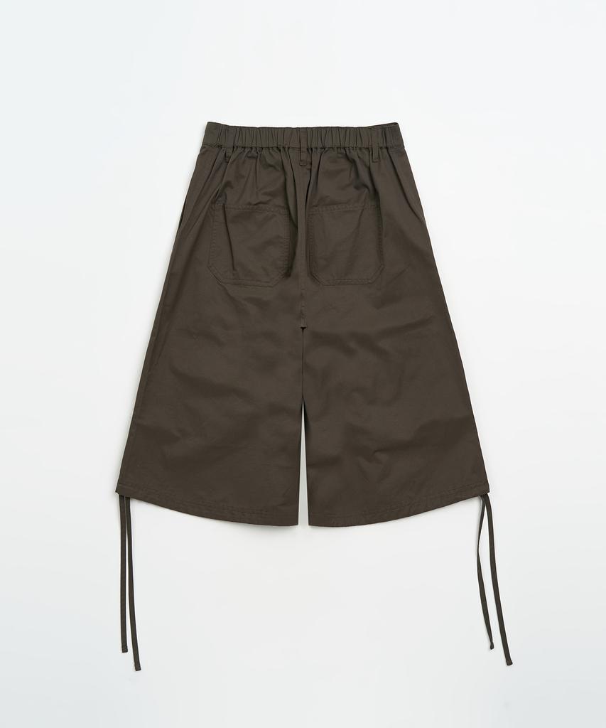 TOFFEE WOMEN W Button Pocket Bermuda Pants (Khaki Brown)