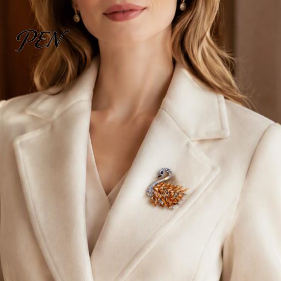 Sparkling Swan Brooch for Women, Rhinestone Decorative Lapel Shape Pin, Animal Shaped Jewelry Suits Coats Sweaters Sweater Decoration