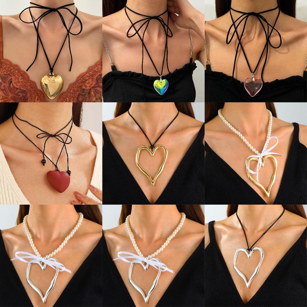 Exaggerated Heart Pearl Necklace with Irregular Hollow Design for Women