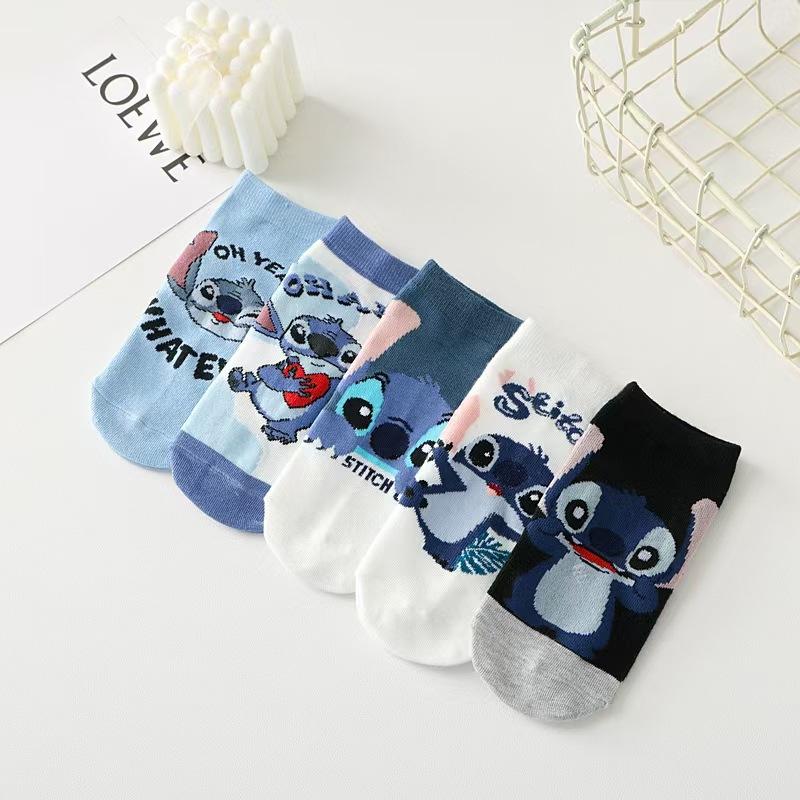 Disney 5 Pairs of Cartoon Cute Knitted Children's Socks Comfortable, Soft, Breathable, Fashionable and Versatile Socks for Daily Sports