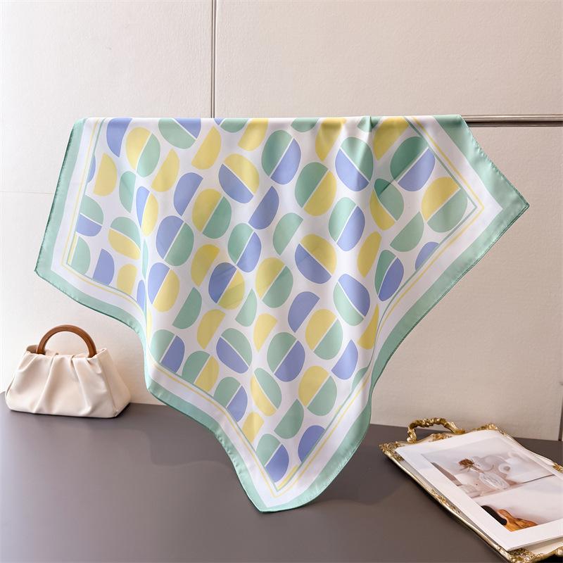 Geometric Color Matching Simulation Silk Printing Square Scarf Shawl Scarf High-end Neck Small Square Scarf Headscarf Silk Scarf Women