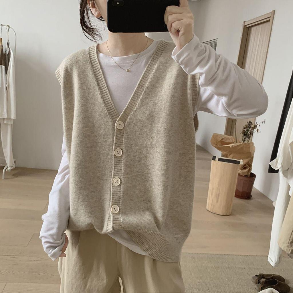 Women's Korean Style Collar Knit Vest - Sleeveless, Loose-Fit, Slimming Cardigan for Spring and Autumn