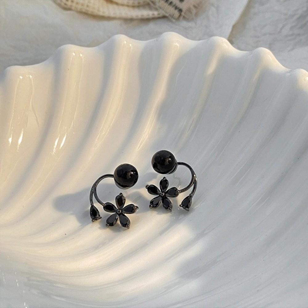 Sweet Crystal Flower Earrings Light Luxury Ladies U-shaped Earrings Flower Ear Studs  Jewelry Gifts