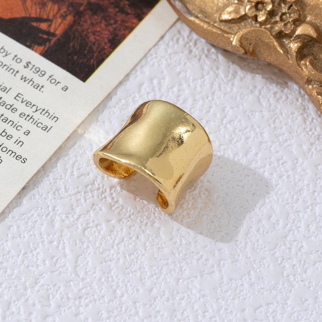 Not Piercing Copper Ear Cuff Minimalist Elegant Arc Shape Design Fashion Accessory for Easy and Comfortable Wear