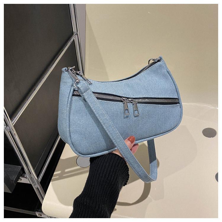 Neue Streetstyle-Umhängetasche aus Canvas für Damen (2024): Modisches Design mit schickem Achselbereich, trendig und vielseitig.