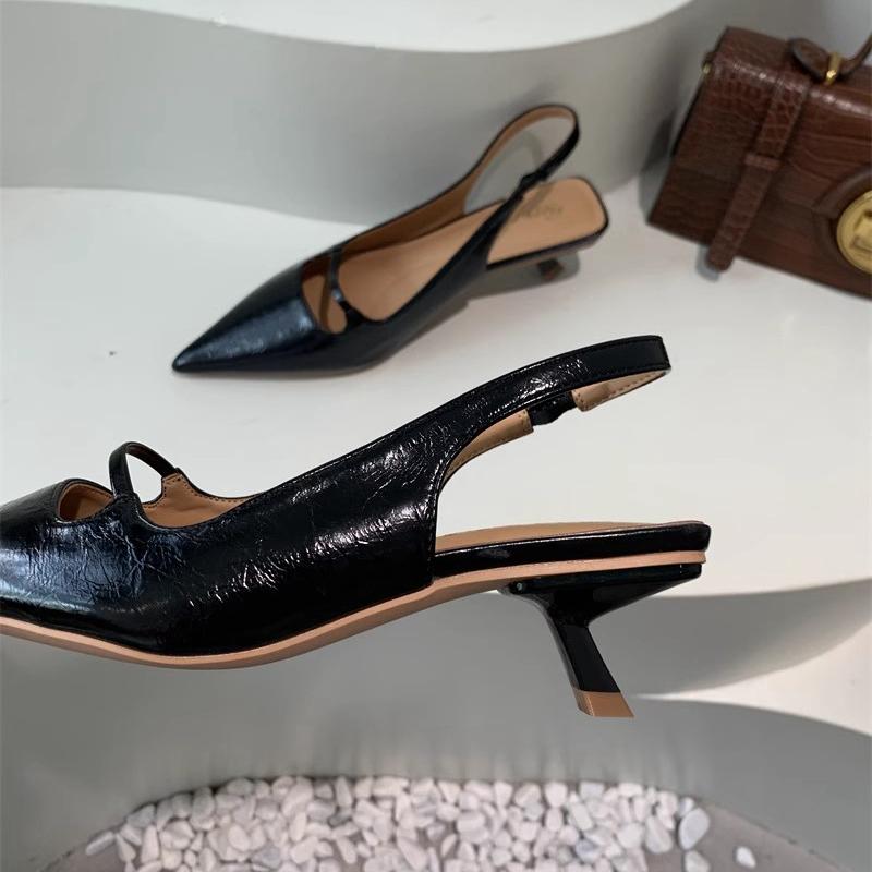Mode SUOJIALUN Sommer Neu Damen Sandale Mode Spitz Zehenbereich Flach zum Hineinschlüpfen Damen Elegant Slingback Schuhe Dünner Mittlerer Absatz Kleid Pantoletten