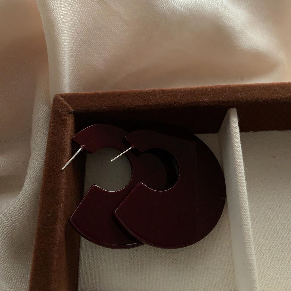 Korean Small Fresh Semi-Round Stud Earrings Temperament Versatile Earrings Candy Color Personality Advanced Sense Daily Commuter Earrings