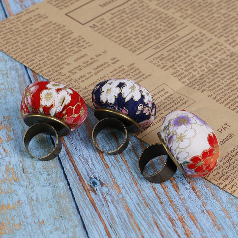 1Pc Ball Shaped DIY Craft Needle Pin Cushion Holder Sewing Kit Pincushions Wrist Strap Pin Cushion Home Sewing Supplies New