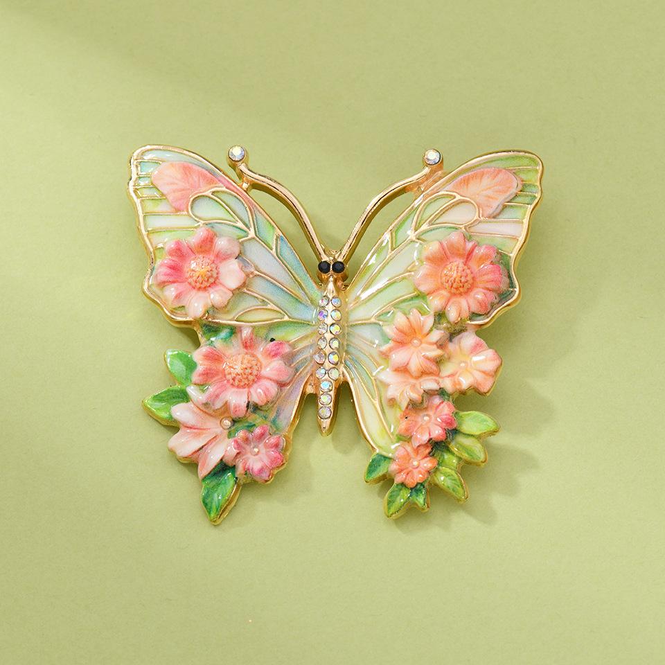 Eco-Friendly Enamel Butterfly Brooch: Elegant, Versatile Fashion Pin