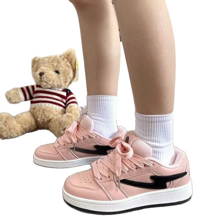 2025 autumn new niche pink bread shoes women ins Guochao new Chinese street photography college style sports shoes