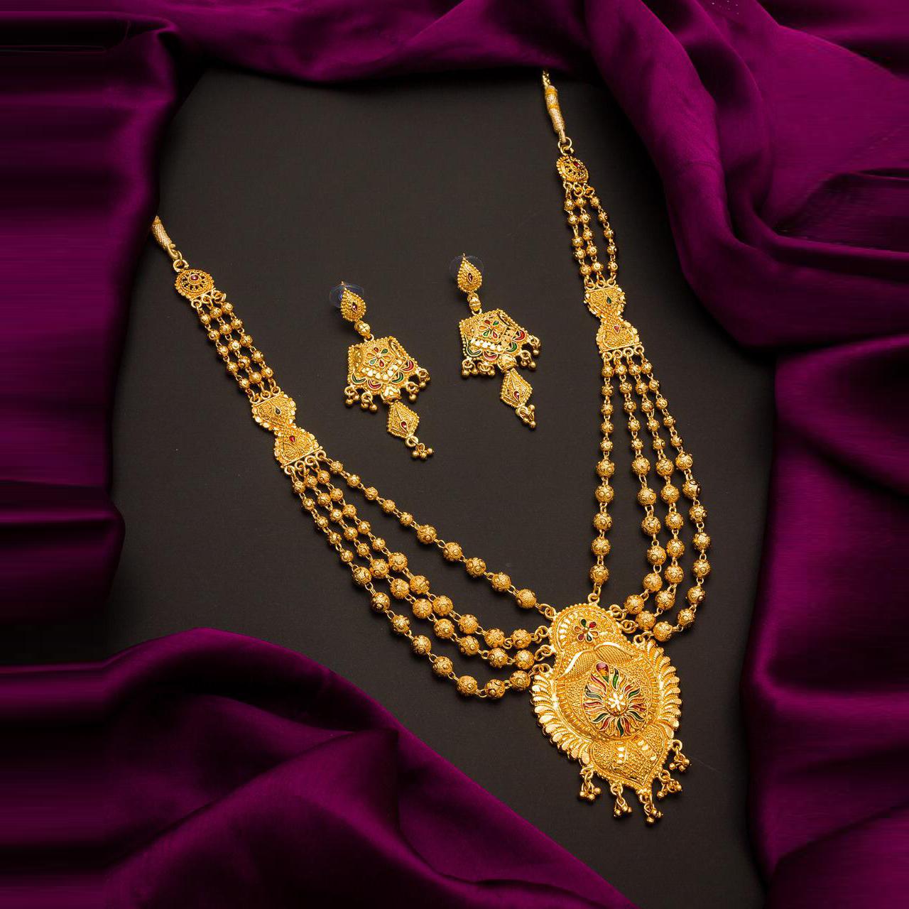 

Позолоченное колье Laksh с парой серег