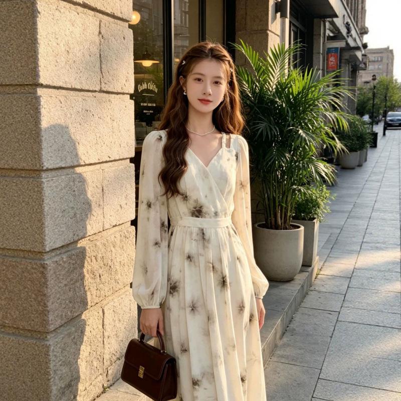 French Spring and Summer New Printing Mori High Waist Thin Romantic Long Sleeve Long Dress Niche Design