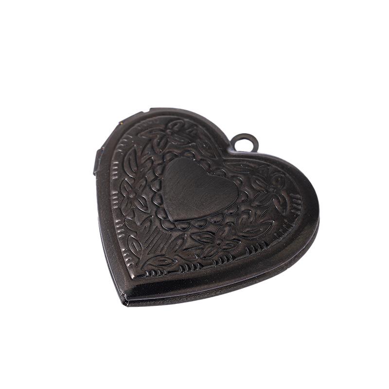Personalized Floral Heart Locket Necklace in Stainless Steel