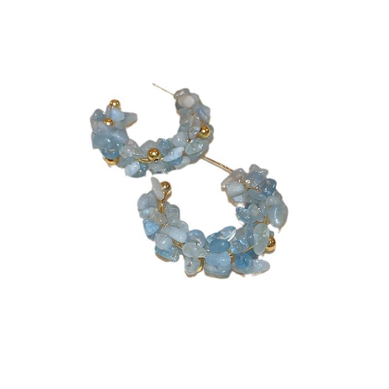 Vintage French Retro Teardrop Pearl Earrings: Court Style Silver Needle Dangles